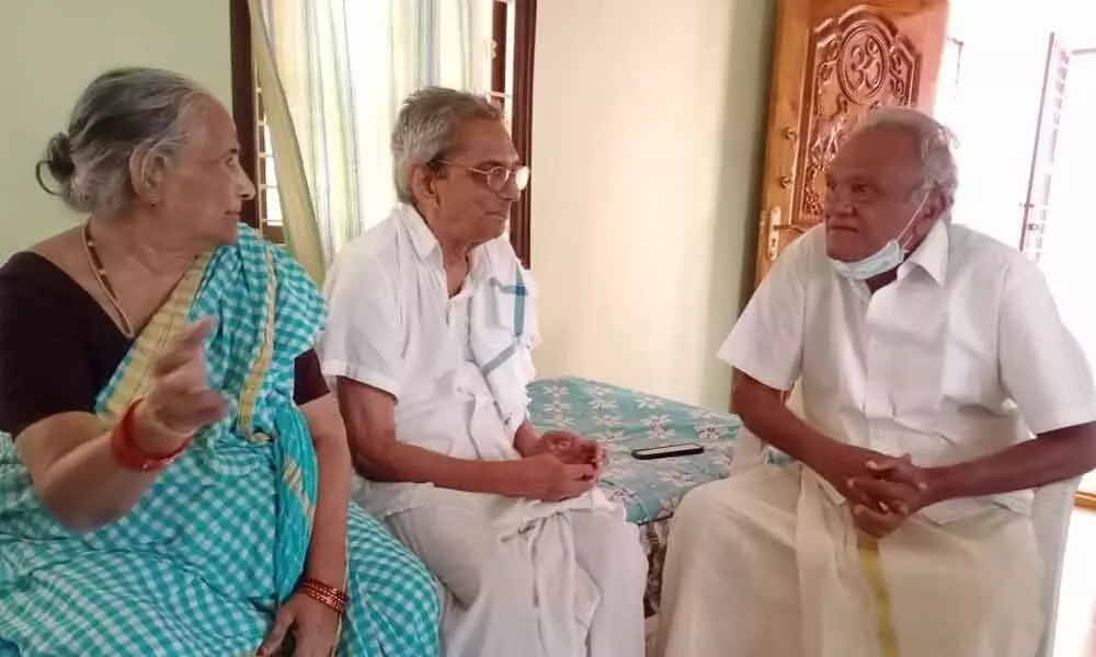 CPI national secretary K Narayana calls on RSS activist Sanghi N V Ranga Rao at the laters residence in Tirupati on Sunday