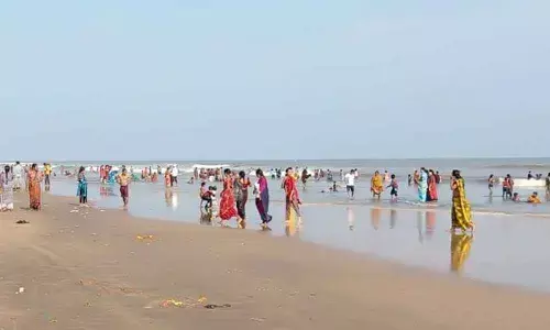 Hamsala Deevi beach