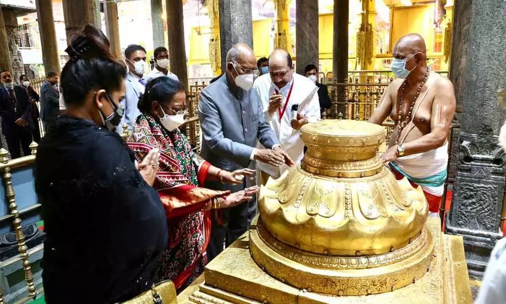 President Ram Nath Kovind visits Sri Padmavati temple in Tiruchanur, heads to Tirumala