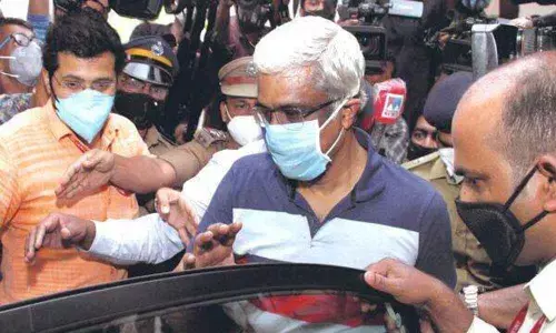 Customs arrests Sivasankar in gold smuggling case