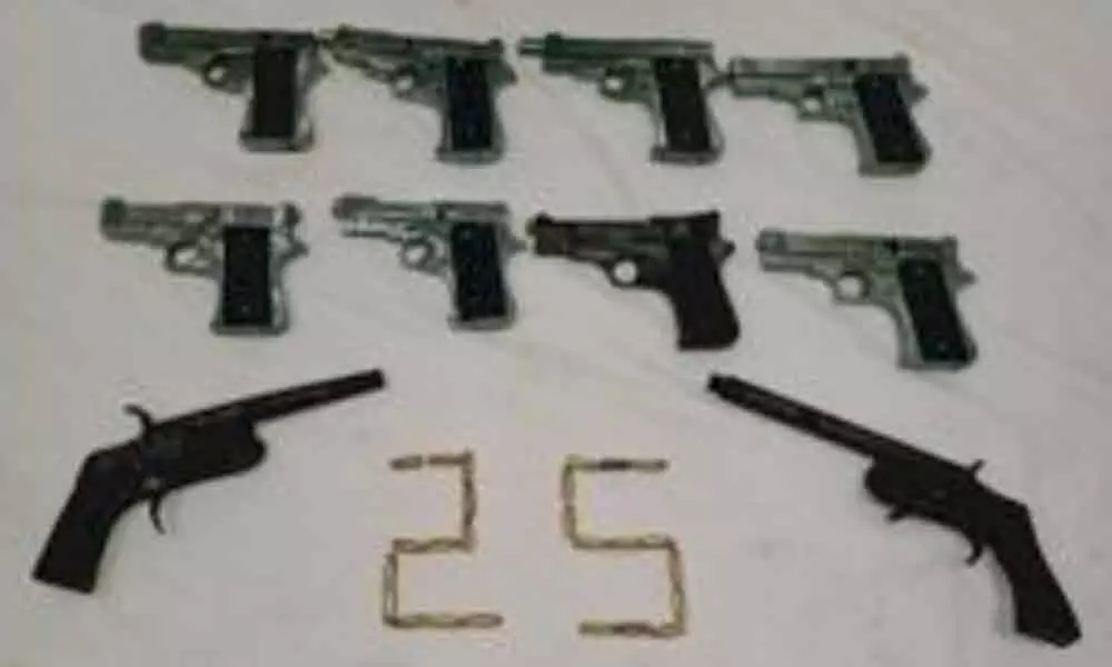Two gunrunners held in Delhi, 10 pistols seized