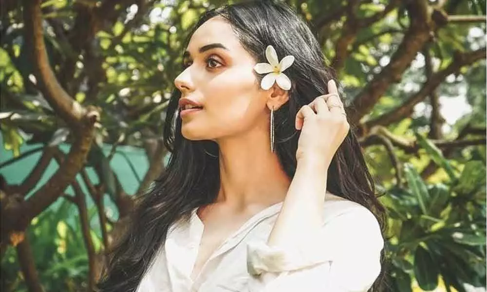 Manushi Chillar