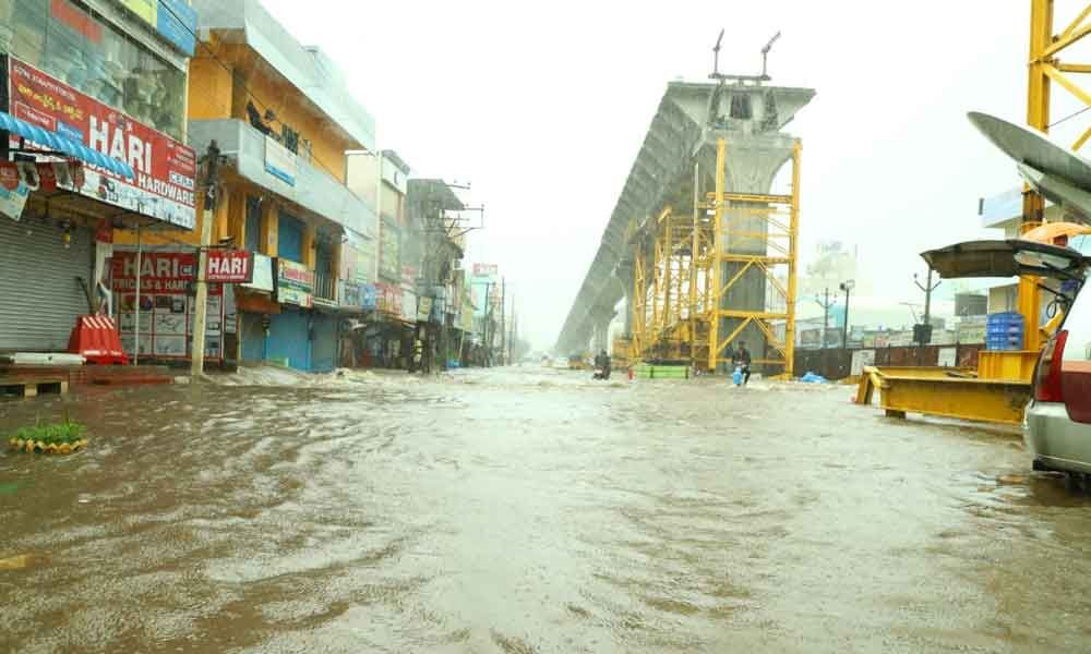Cyclone Nivar hits the coast near Puducherry, rains lash Tirumala