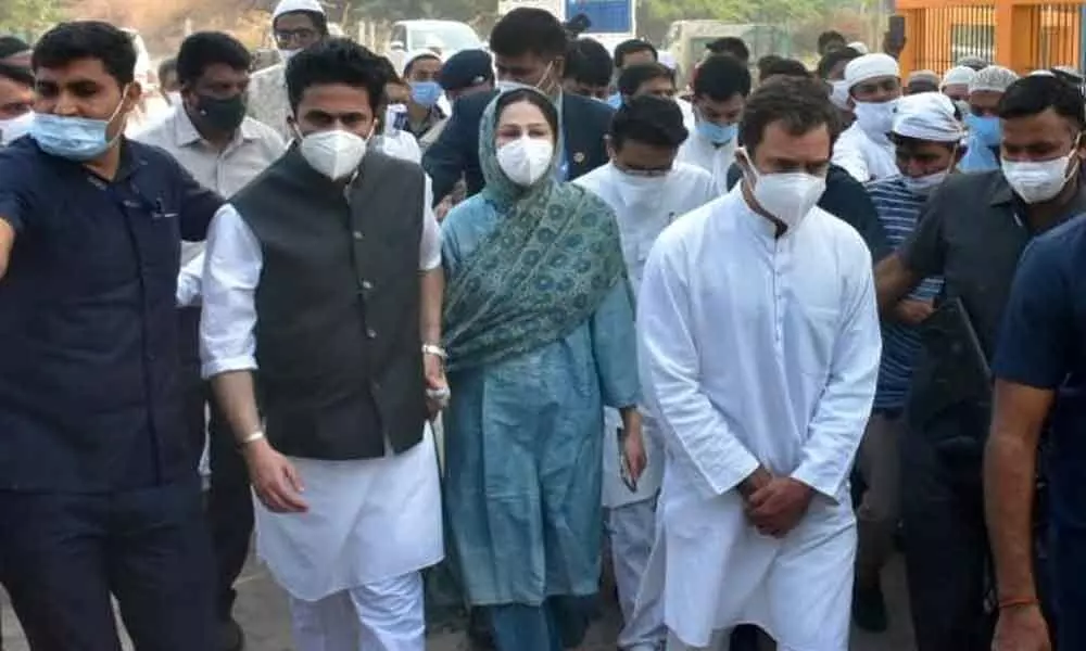 Ahmed Patel laid to rest; Rahul Gandhi attends funeral