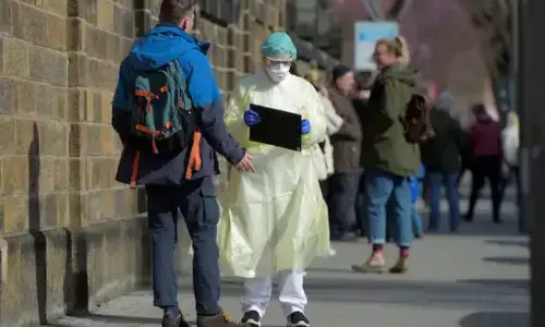 Second Covid wave further weakens Germanys consumer climate: Study