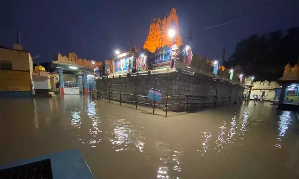 Famous Talpagiri Ranganatha Swamy temple surrounded by  floodwaters in Nellore on Friday