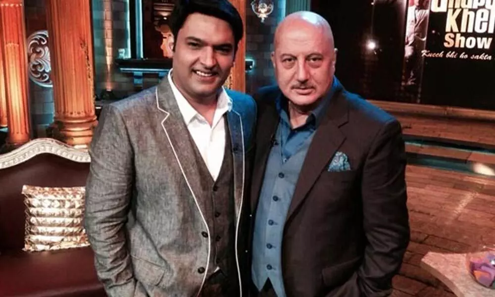 Anupam Kher Enjoys The Joy Of Singing Tum Jo Mil Gaye Ho Song With Kapil Sharma