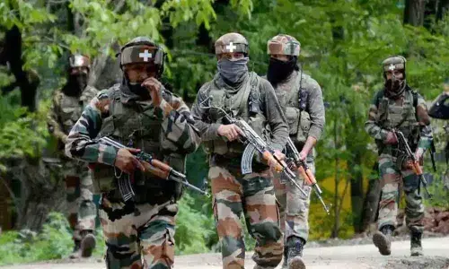 3 soldiers killed in LoC ceasefire violations by Pakistan