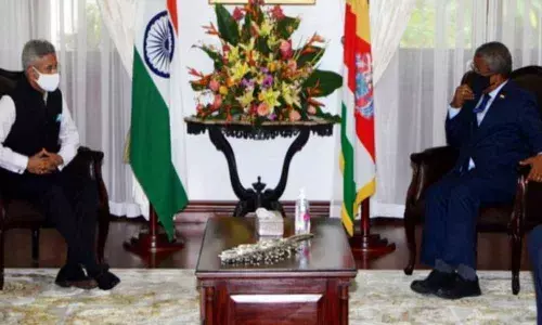 S Jaishankar and  Seychelles newly-elected Indian-origin President Ramkalawan