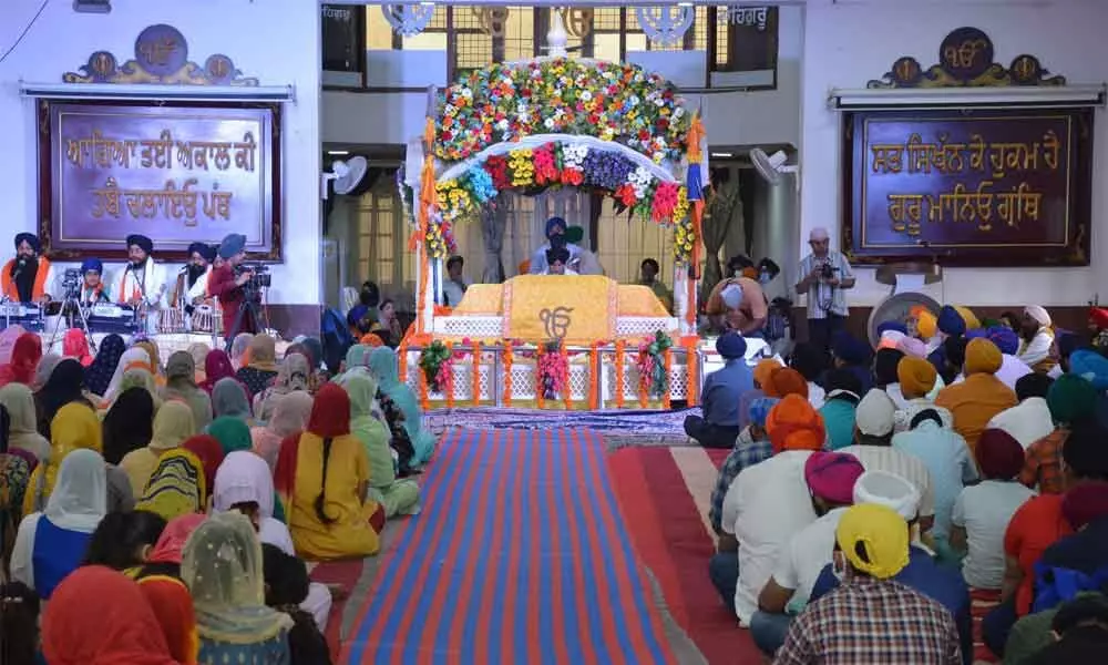 Sikhs celebrate 551st birth anniversary of Guru Nanak