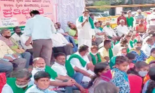 Protesters flay police ‘excesses’ on agitating farmers in Delhi