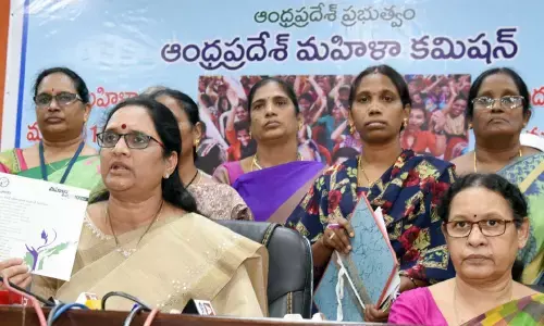 Chairperson of State Mahila Commission Vasireddy Padma addressing the media in Vijayawada on Thursday