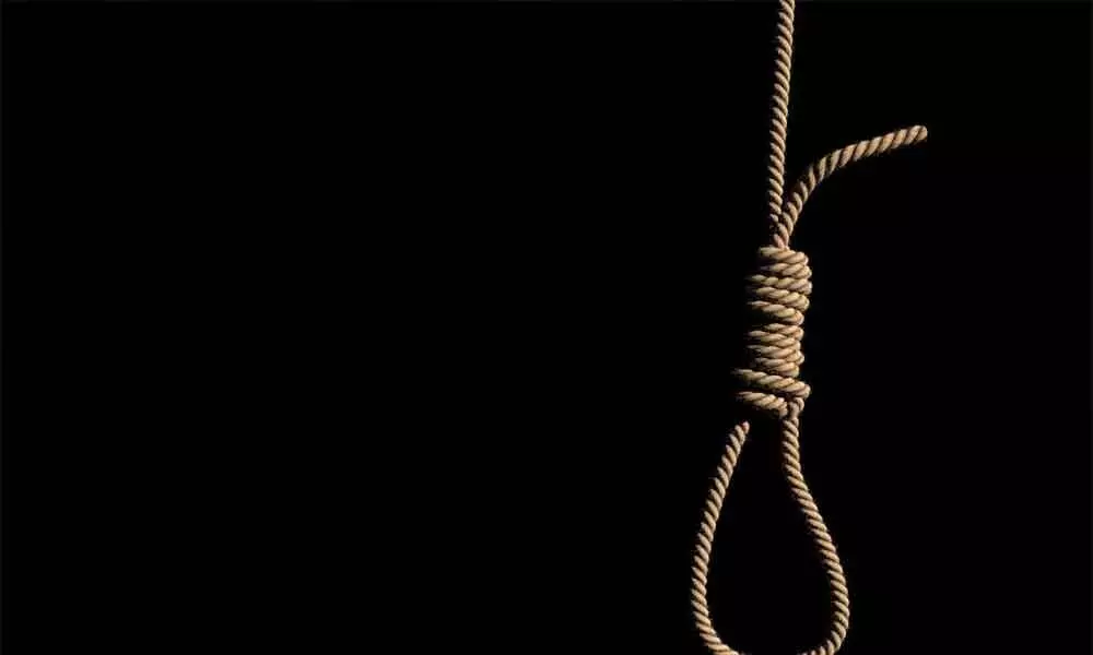 Andhra Pradesh: Young woman commits suicide 12 days after marriage in Krishna district