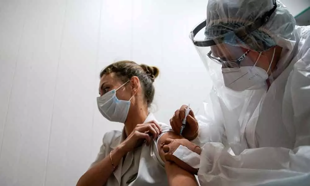Moscow rolls out Sputnik V vaccine to most exposed groups
