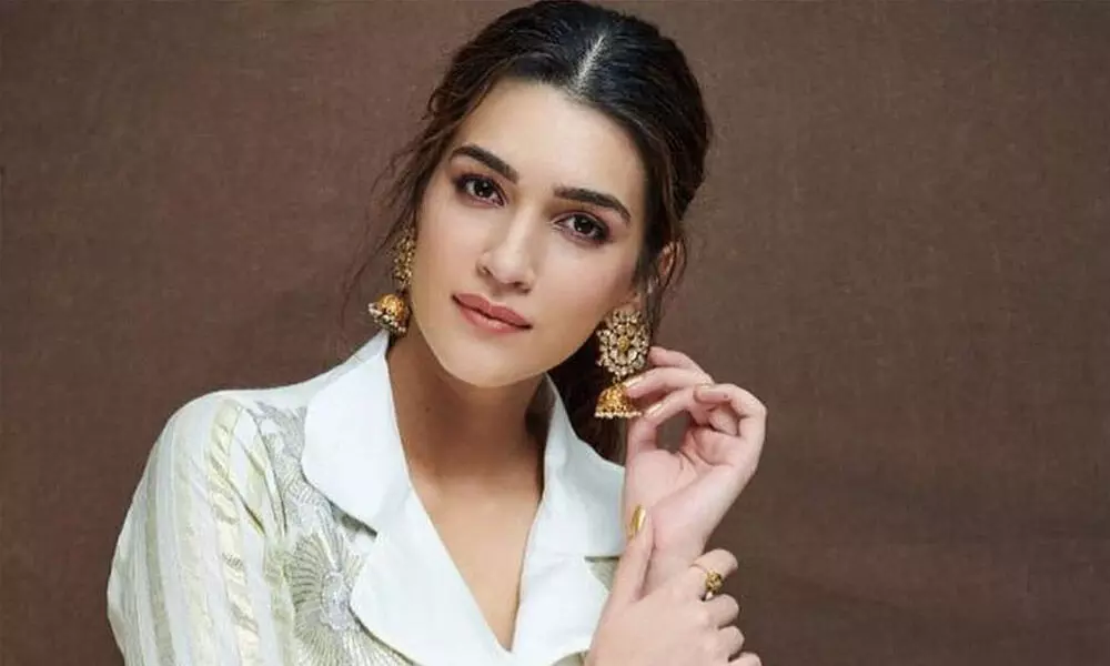 Kriti Sanon Gets Tested Positive For Covid-19 After Returning From Chandigarh