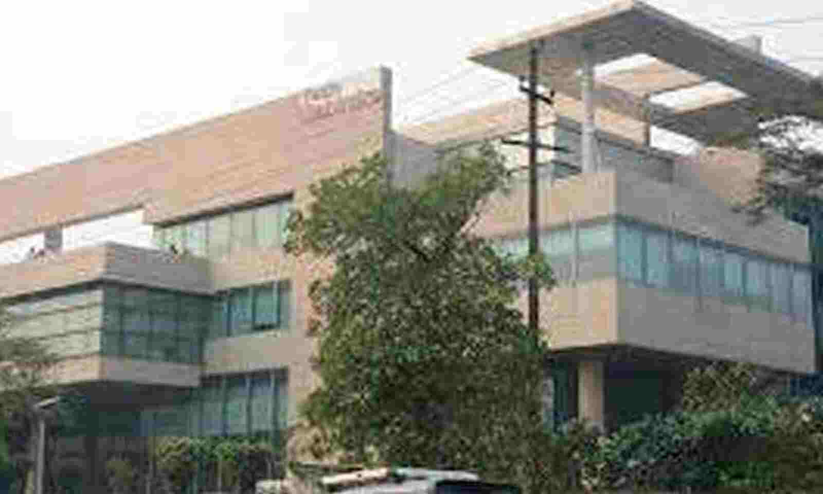 Tech Mahindra Wins New Contracts From Three Uk