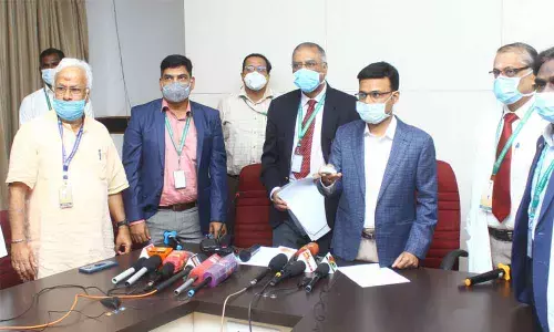 Pro Chancellor (Academics)  Dr P Sathyanarayanan announcing the third Covaxin trial at a media conference at Kattankulathur in Tamil Nadu on Monday