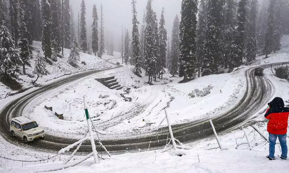 Snowfall in higher reaches of Kashmir valley
