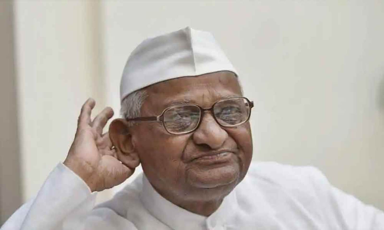 Amid Bharat Bandh against farm laws 2020, Anna Hazare sat on a day-long hunger strike to support the farmers in Ahmednagar of Maharashtra.