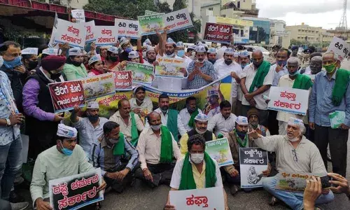 BJP bent on ruining farmers, alleges AAP