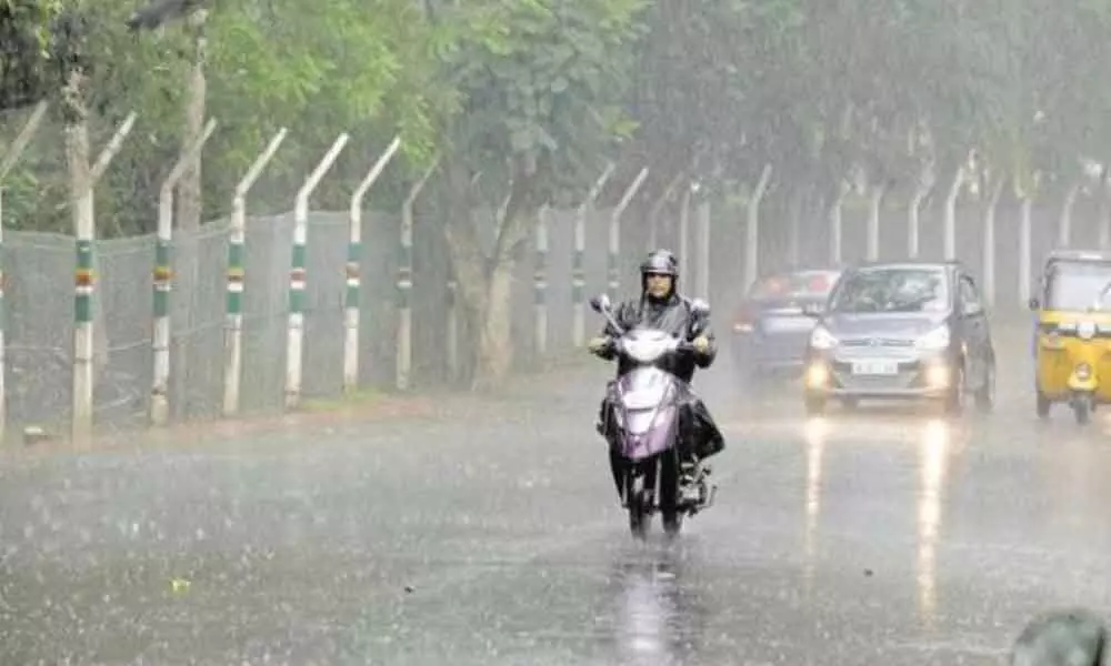 Rayalaseema to receive moderate rains while coastal Andhra to remain dry