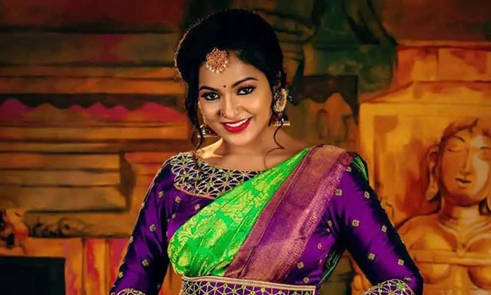 Popular TV actress Chitra found dead