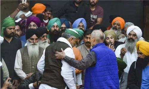 Govt offers MSP promise in writing