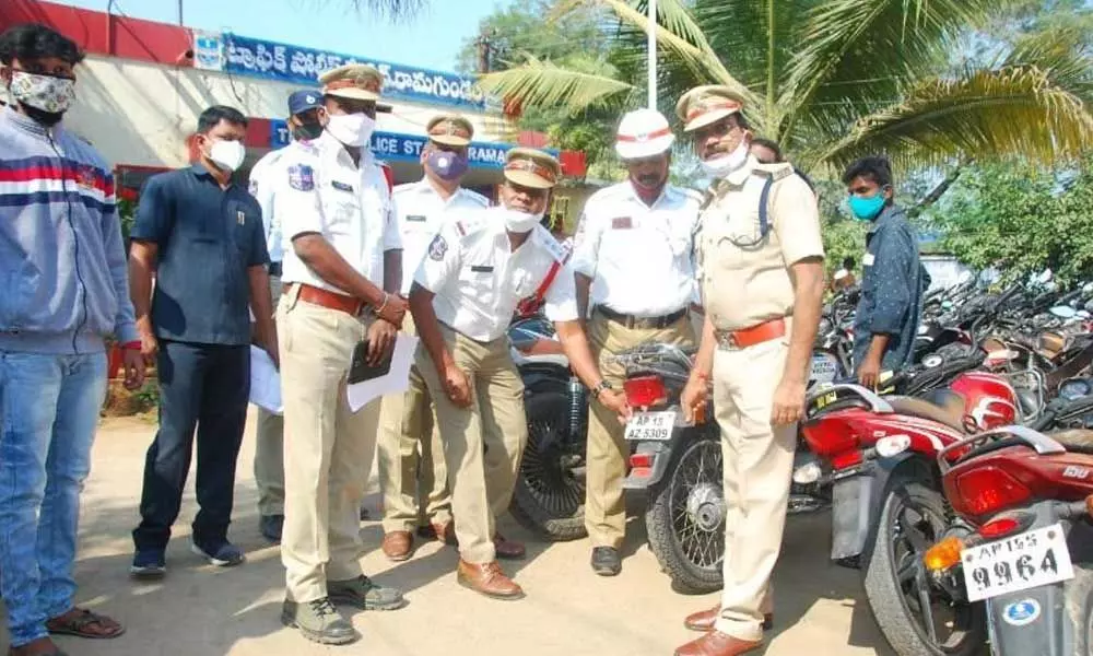 Special drive on number plate morphing of vehicles conducted
