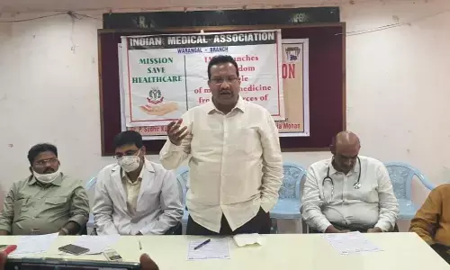 IMA Warangal President P Sudhir Kumar addressing a press conference in Warangal on Thursday