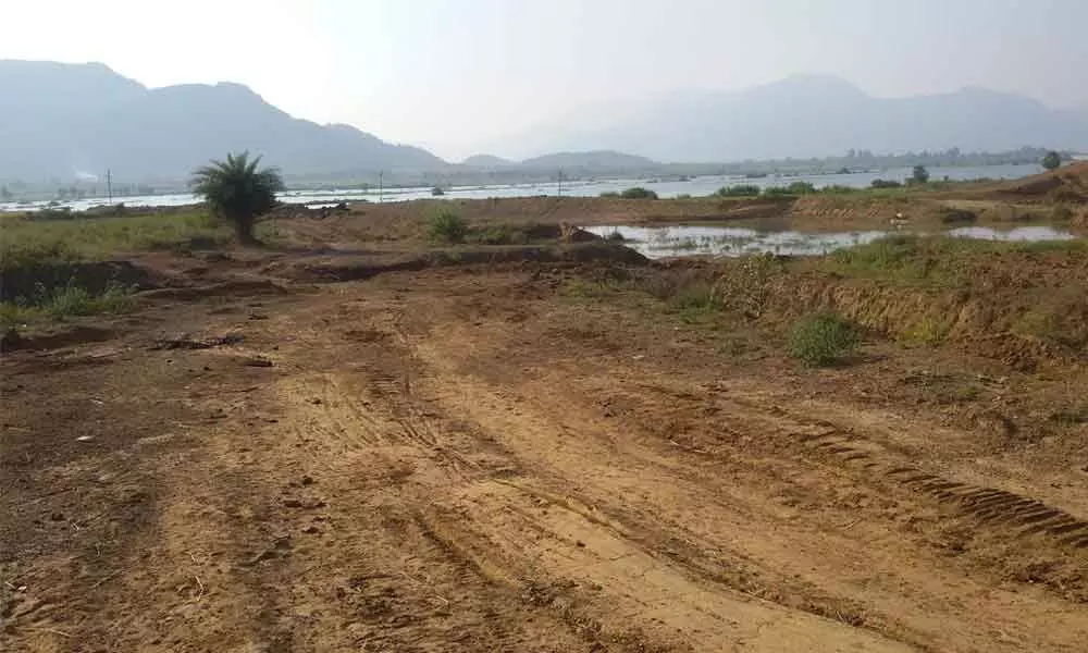 Low water level in Hiramanda reservoir
