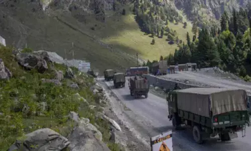 Indian defence forces to stock weapons, ammunition for 15-day intense war