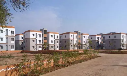 Officials keeping fingers crossed on dealing with lakhs of applications