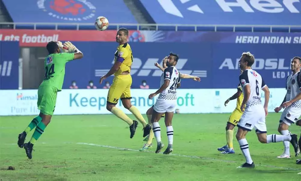 Aridane double helps Hyderabad take full three points