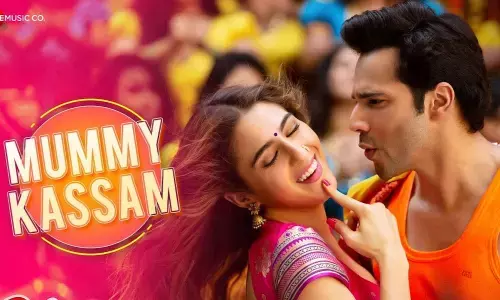 The Cool Peppy ‘Mummy Kasam’ Song From ‘Coolie No. 1’ Movie Is A Complete Entertainer