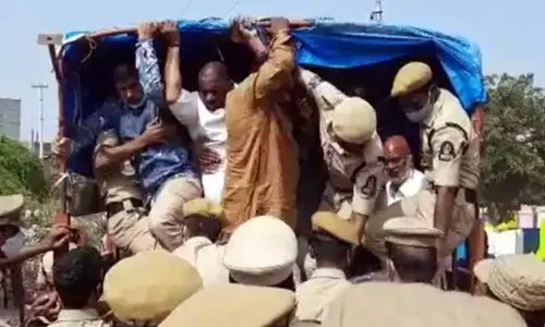 Clashes break out in Old City over construction in temple land