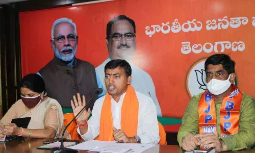 BJP alleges ‘Smart City’ scam, asks KTR to quit