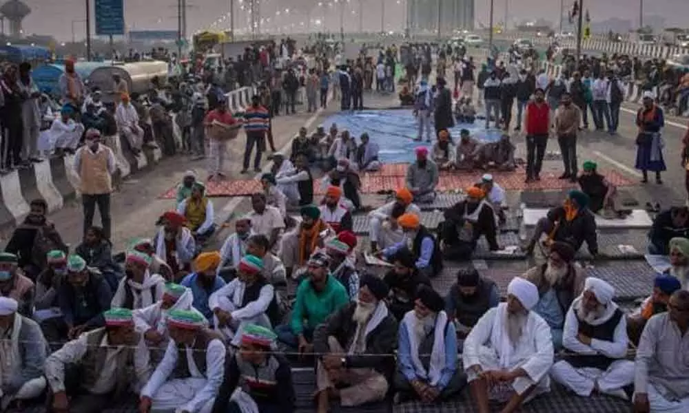 DMK, allies on hunger strike in support of farmers stir in Delhi