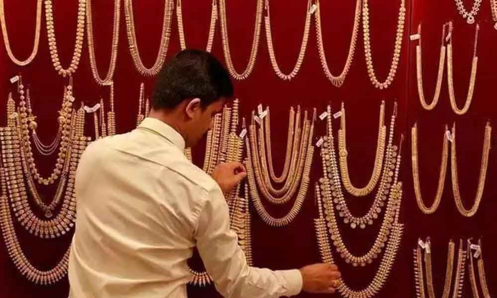 Gold rate in Hyderabad, Bangalore, Kerala, Visakhapatnam today surges