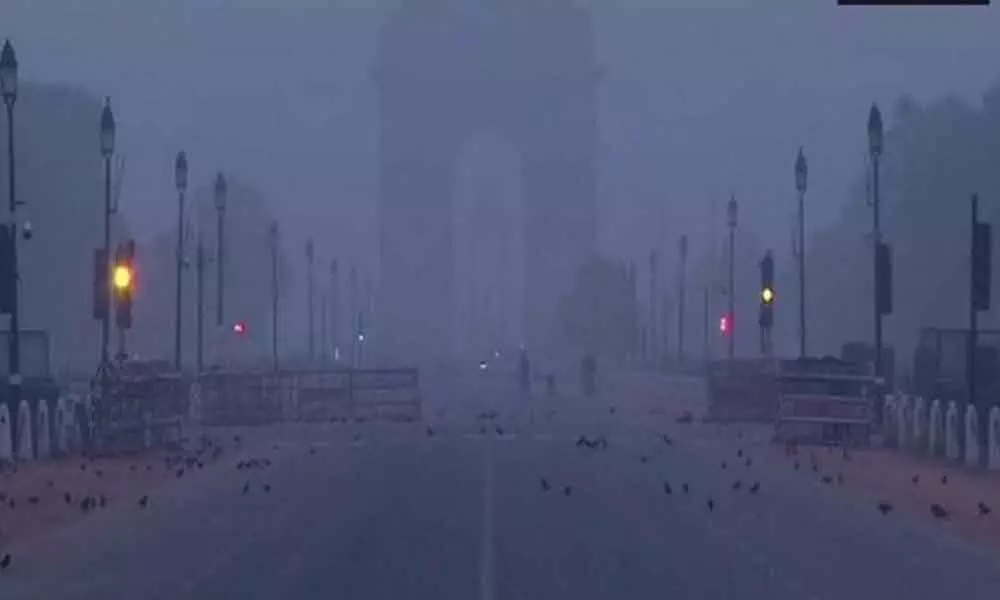 Cold wave sweeps Delhi, minimum temperature dips to 3.4 degrees Celsius