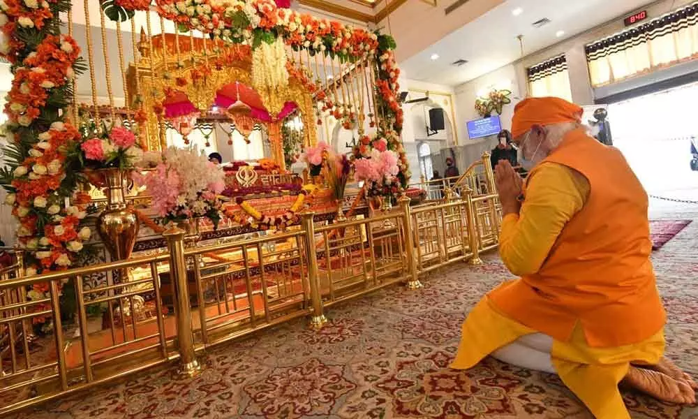 Prime Minister Narendra Modi who visited Gurudwara Rakab Ganj Sahib on Sunday morning to pay tributes to Guru Tegh Bahadur, said that he is deeply inspired by the kindnesses of Guru Tegh Bahadur.