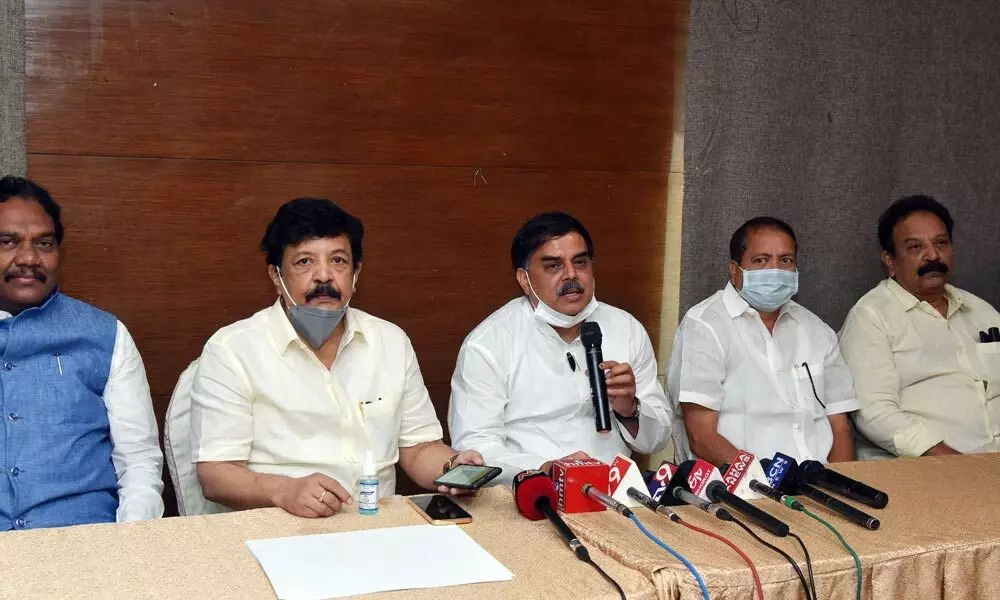 Jana Sena Party leader Nadendla Manohar addressing the media in Rajamahendravaram on Sunday