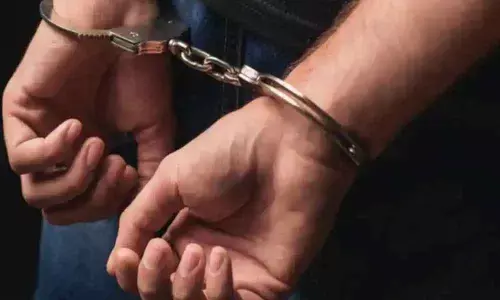 Hyderabad: Conman held, Rs 1.20 crore seized
