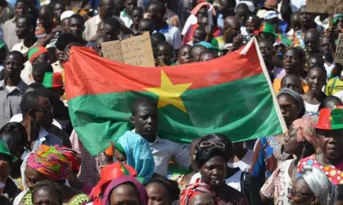 World caught between internal and external inequalities