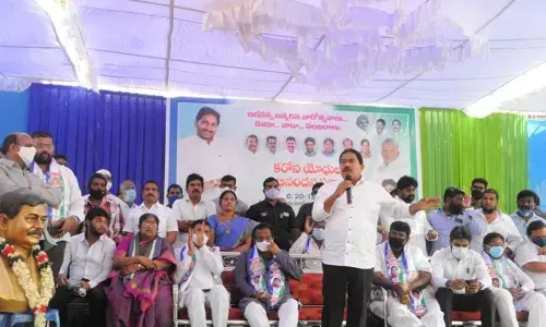 Minister for Social Welfare Pinepe Viswaroop addressing Covid-19 warriors felicitation programme in Rajamahendravaram on Sunday