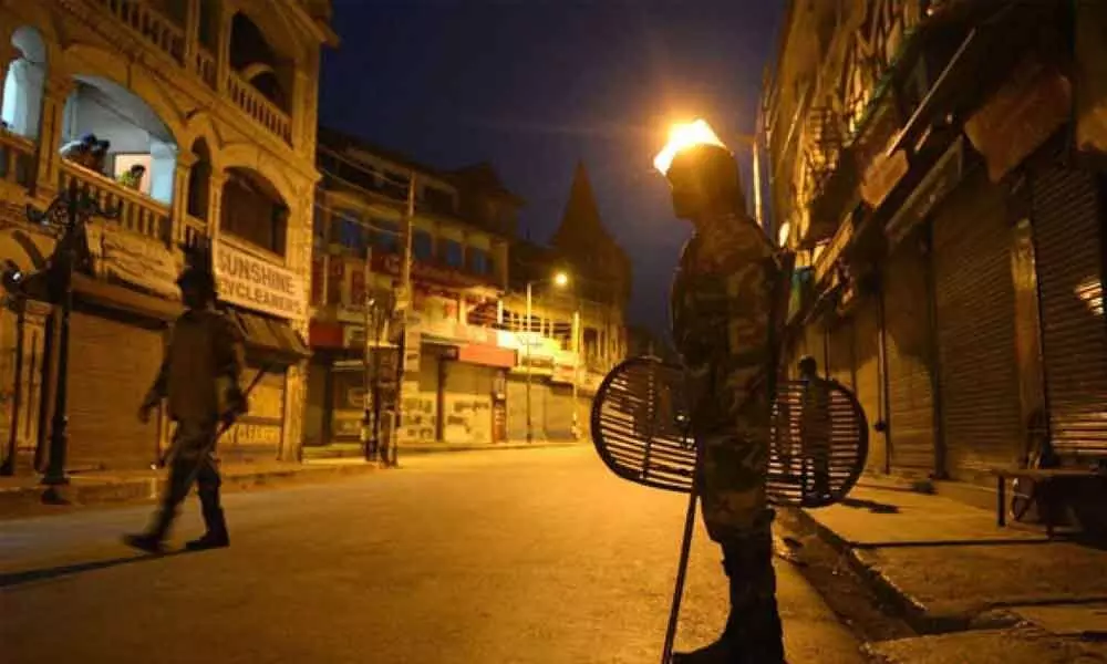 Night curfew back in Maharashtra