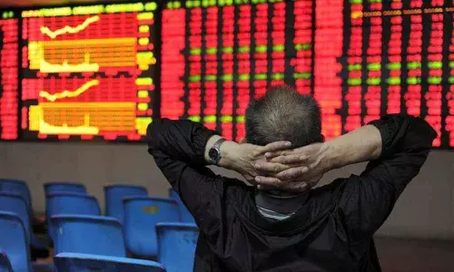 Global stocks falter, sterling skids as new COVID strain shuts UK