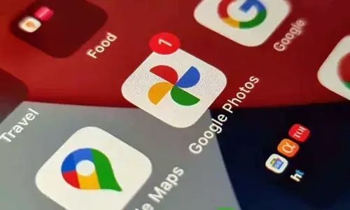 Google Photos gets travel timeline integration, has satellite layer