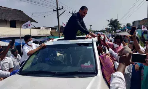 Kamal Haasan Visits Kanchipuram As Part Of MNMs 2nd Phase Of Campaign