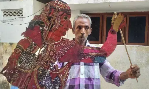 Puppet show, a dying entertainment art