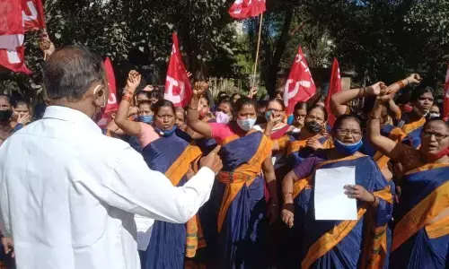 Hyderabad: Peeved ayahs stage protest at Shishuvihar